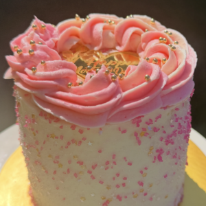 Belizean White Cake w/ Buttercream Frosting